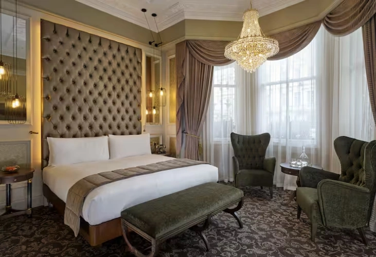 The Queens Gate Double Suite