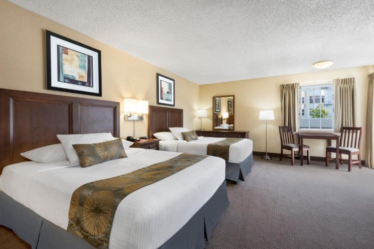 Efficiency Quadruple room