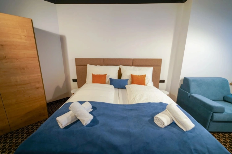 Business Triple room