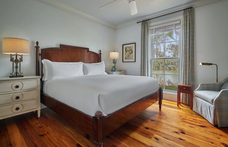 2 Bedrooms Suite