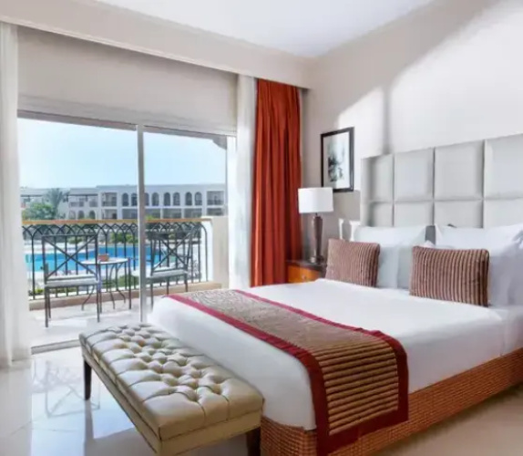 Double Junior Suite with pool view