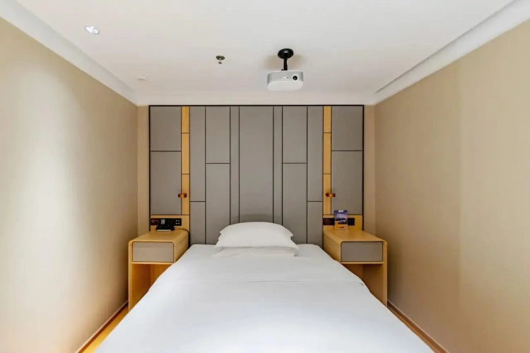 Featured (no Window) Double room