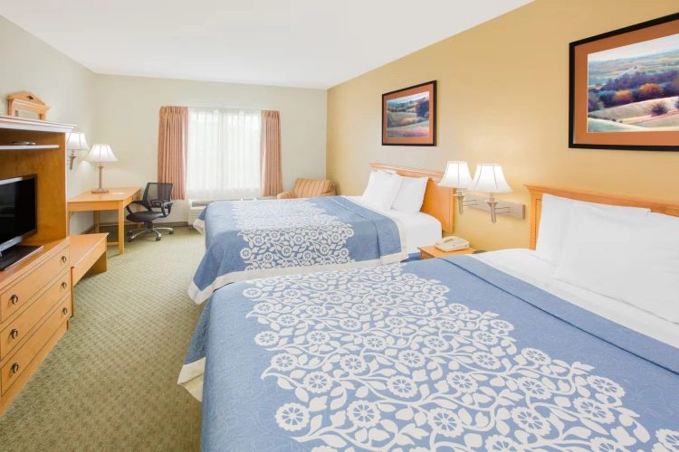 Quadruple room