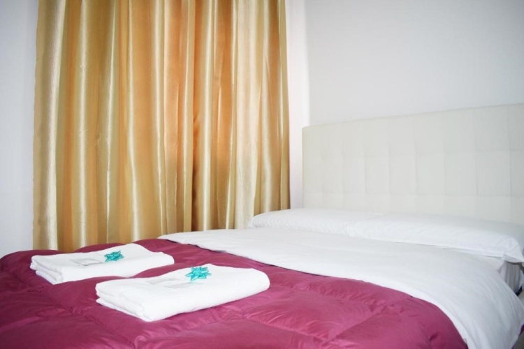 Triple room