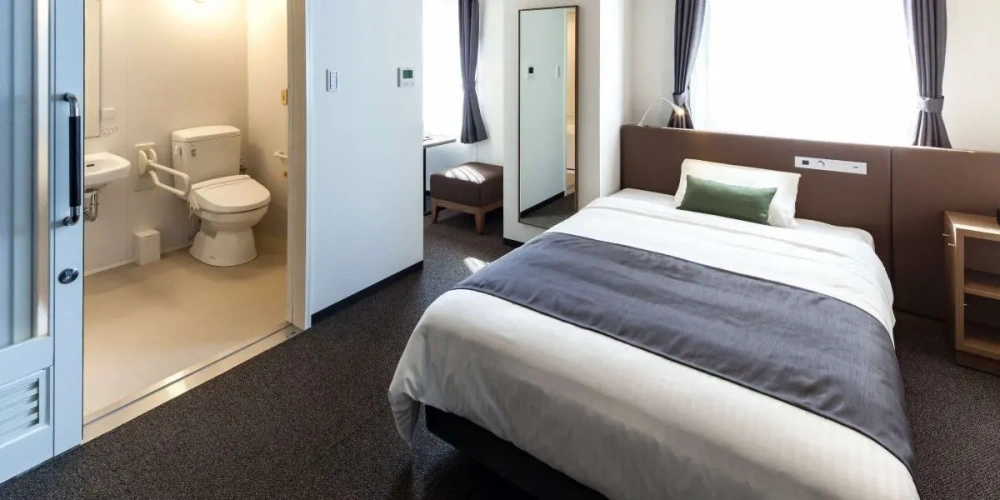 Universal Semi-Double room