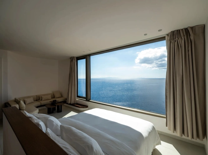 Double Ocean Whisper