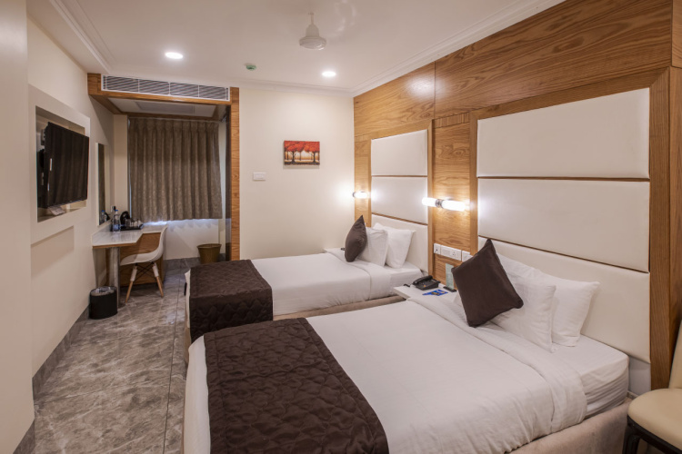 RKN Grand Hotel