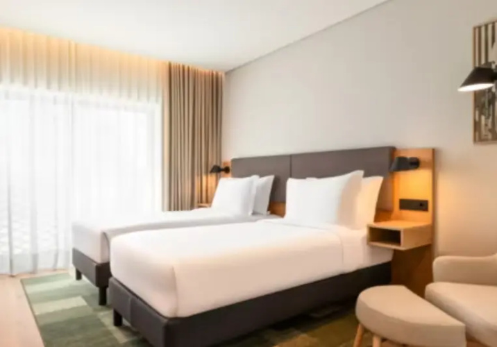 Standard Twin room with balcony