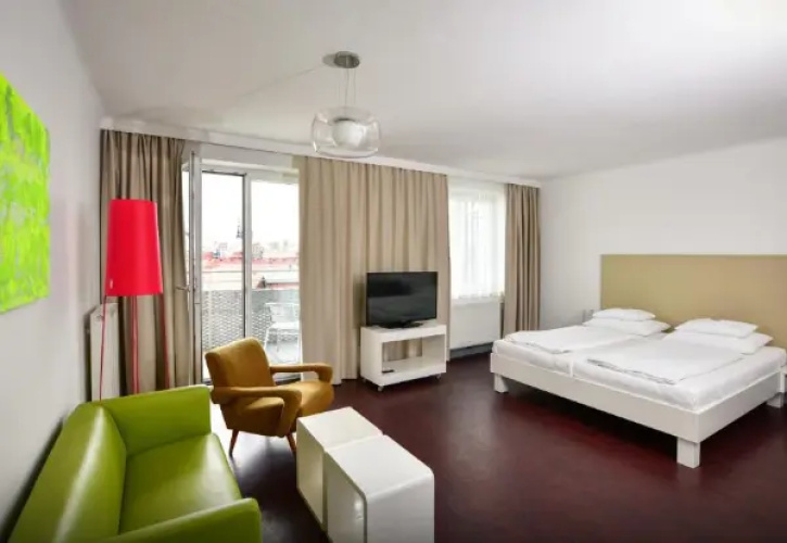Monkey Double Apartment with balcony