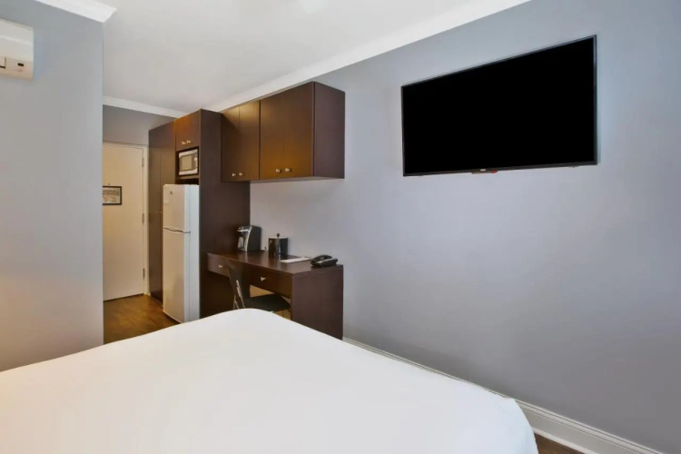 Hotel Chicago West Loop, SureStay Collection by Best Western photo 9