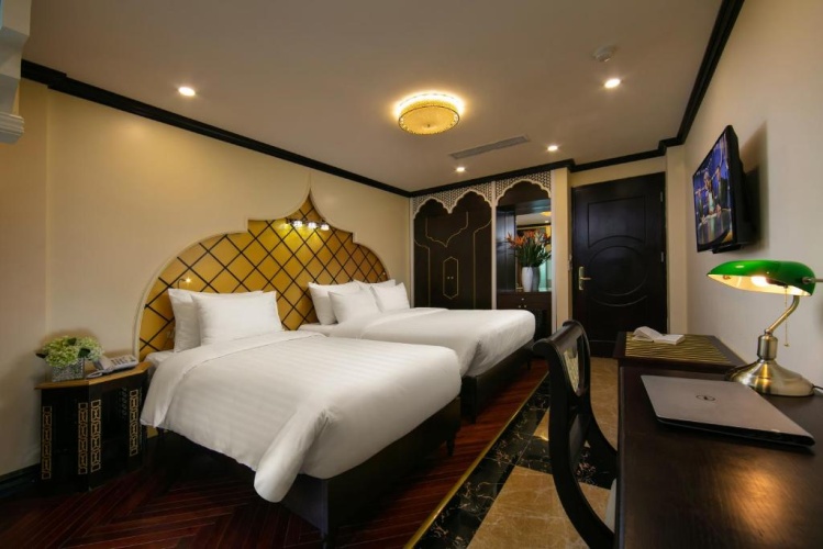 Triple Family Junior Suite