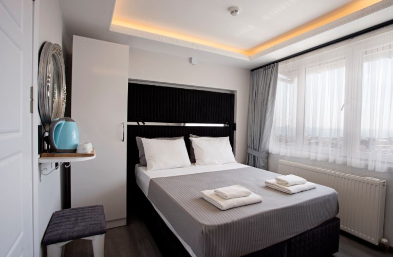 Quadruple room with sea view