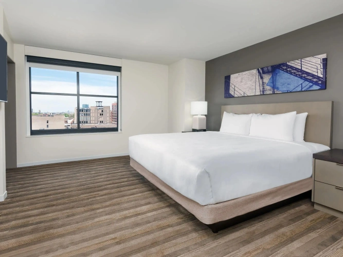 1 Bedroom Accessible Double Suite