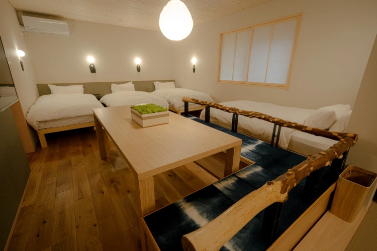 Deluxe (Pagoda-tree) Double Family room
