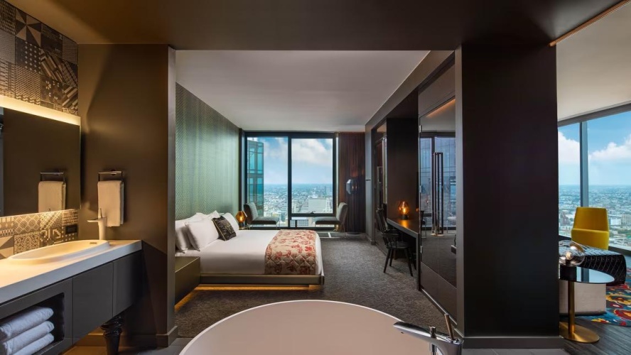 Fantastic Double Suite with skyline view