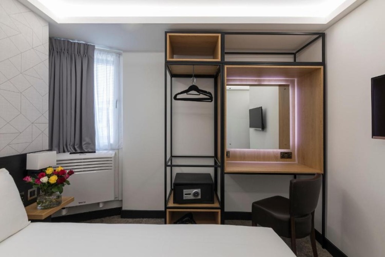 St Giles London Hotel photo 20