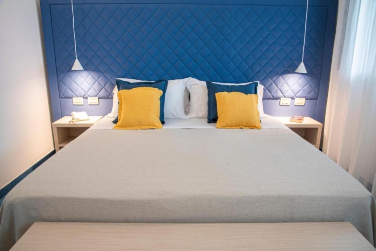 Deluxe Double Suite with sea view
