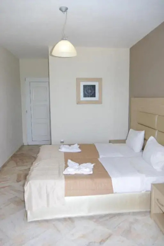 Rachoni Bay Hotel
