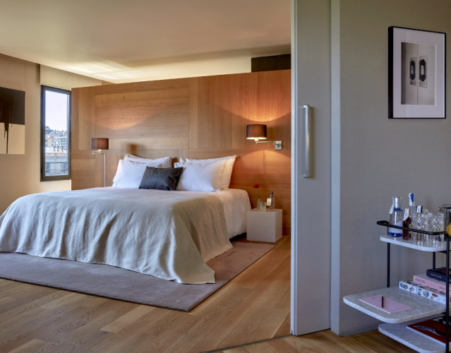 Double Sir Suite