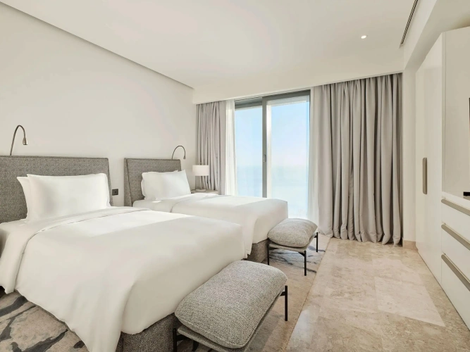 3 Bedrooms High Floor Quadruple Apartment