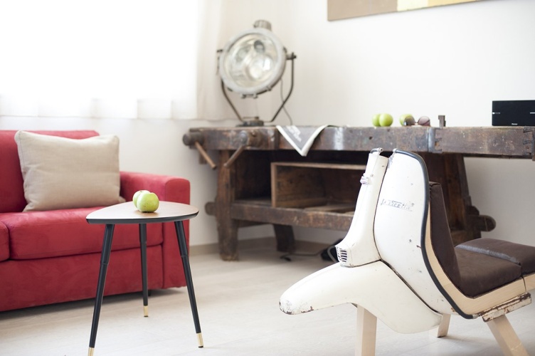 Rosso Tiziano Twin Apartment