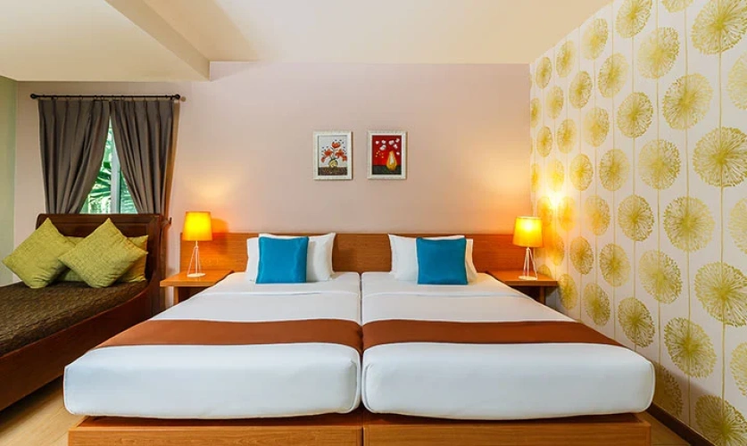 Executive Garden Access room