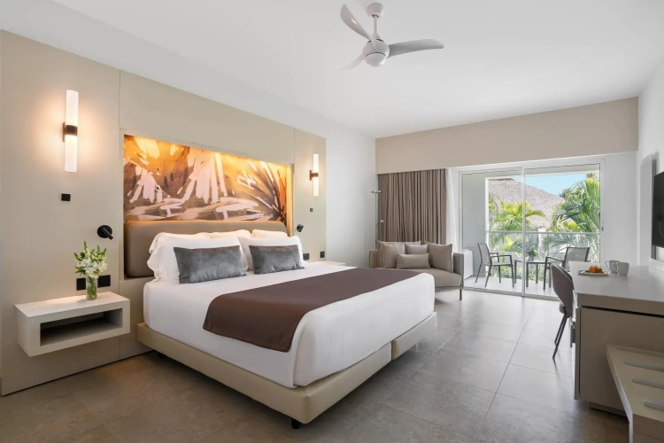 Allure Double Junior Suite Tropical View