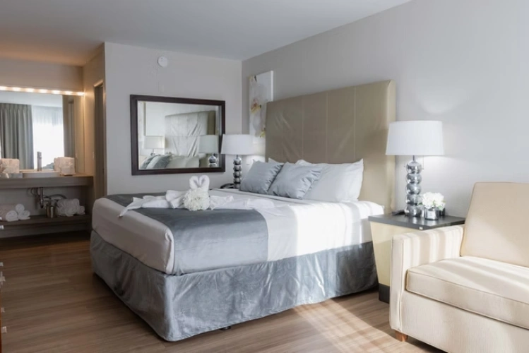 Elite room