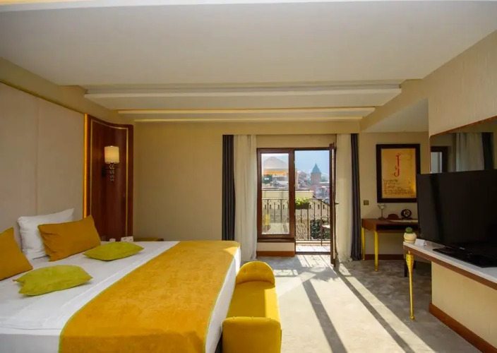 Фотография номера гостиницы Tiflis Palace