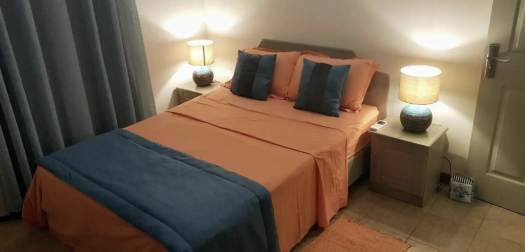 2 Bedrooms Apartment