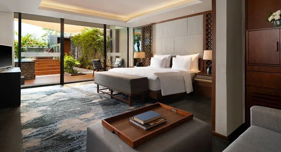 3 Bedrooms Pool Villa oceanfront