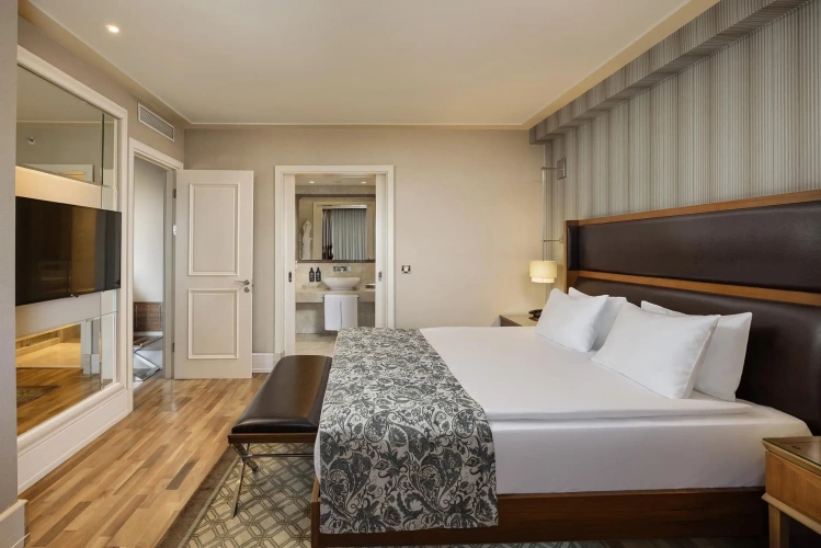 Double Suite