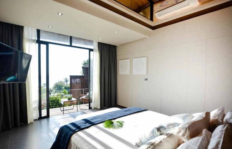 Double Nest with mountain view