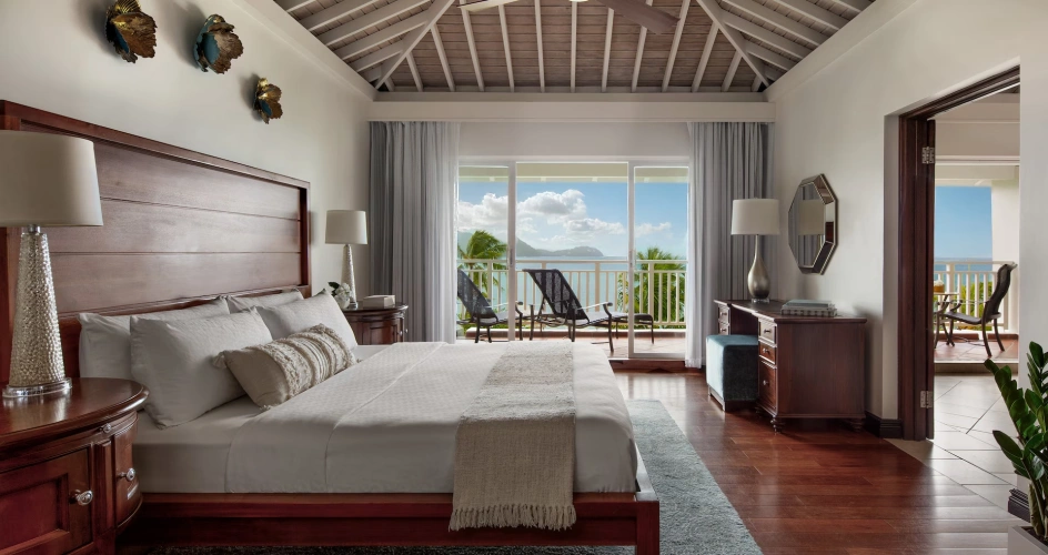 1 Bedroom Caribbean Double Butler Suite beachfront