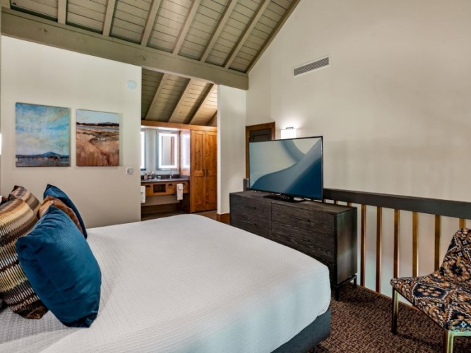 Lodge Village Double Suite