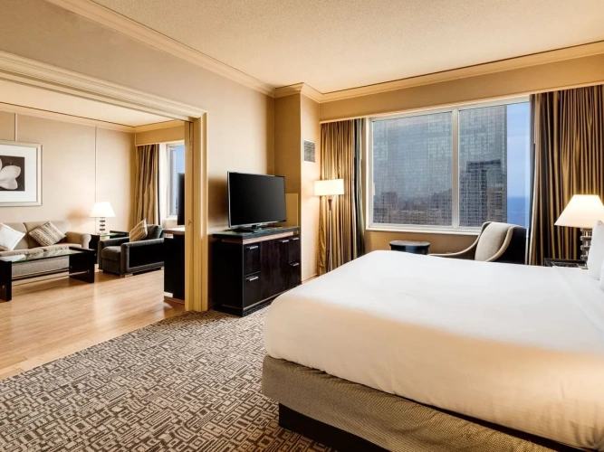 1 Bedroom High Floor Double Suite with ocean view