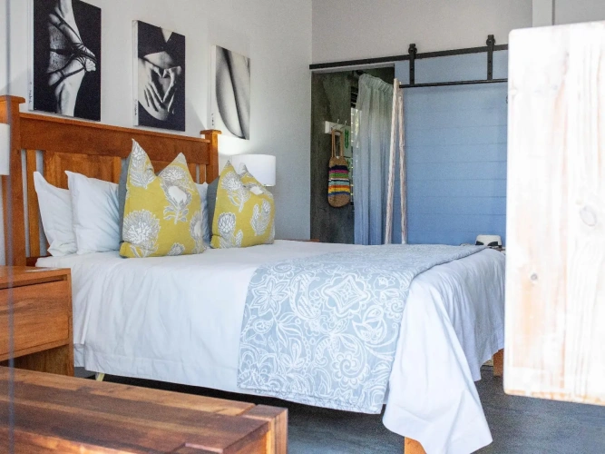 Paradise Flycatcher Double room