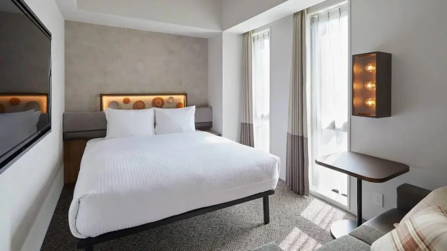 Corner Double room