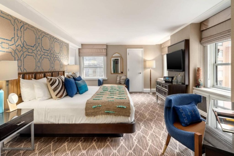 1 Bedroom Arthur Godfrey Double Suite