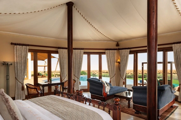 2 Bedrooms Emirates Quadruple Villa