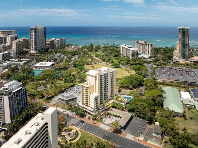 Luana Waikiki Hotel & Suites photo 23