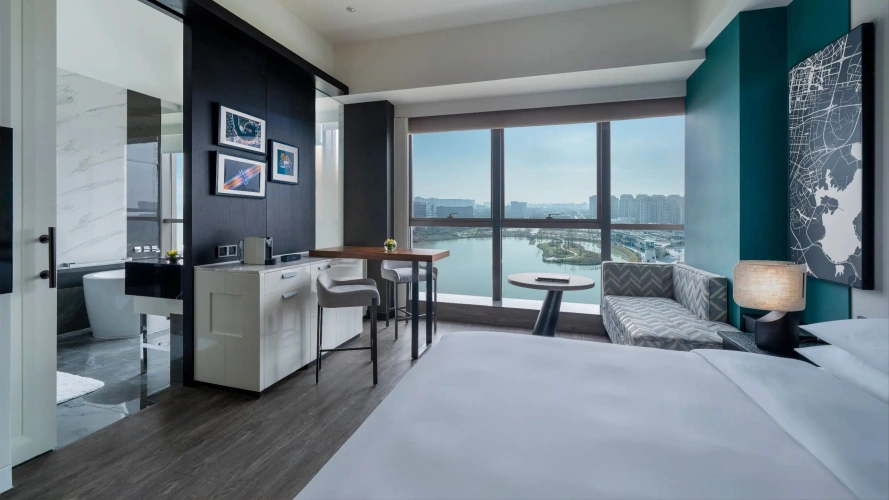Deluxe Double room with lake view