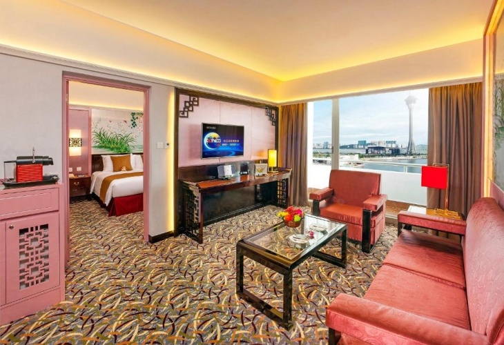 Double Suite with harbour view