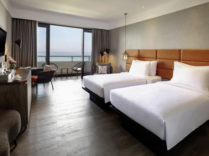Premium Deluxe Twin room with ocean view