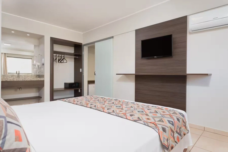 Dinosaur Themed Quadruple Suite
