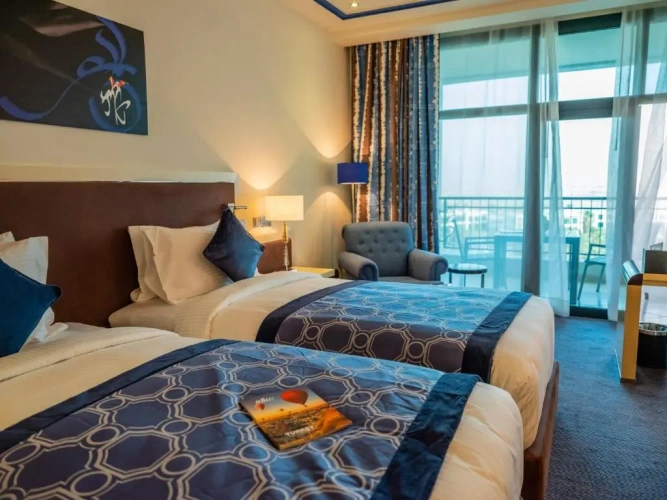 Prestige Double room with Salwa Road View