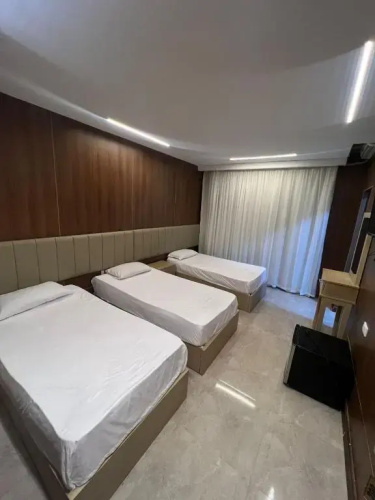 City Hotel