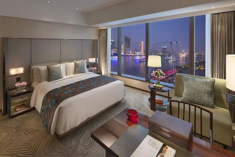 Club Double room River View