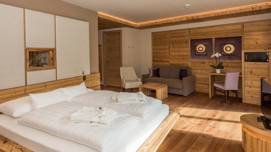 Lake Double Suite