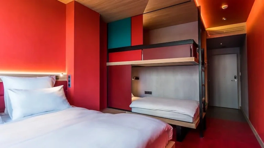 Yooma Quadruple room